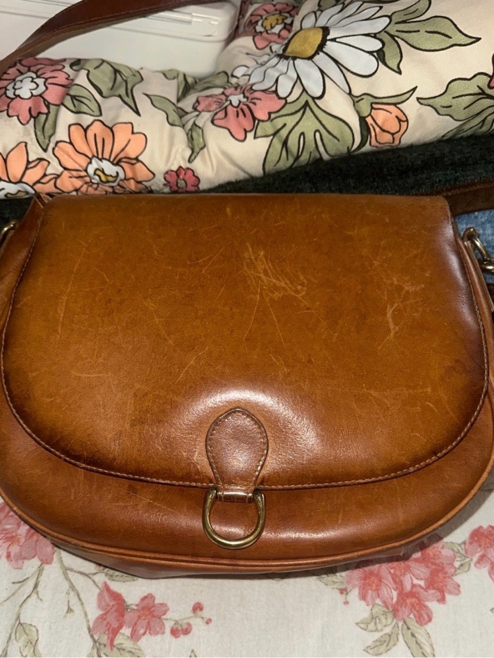G.H. Bass & Co. Saddle Crossbody Bag in Cognac